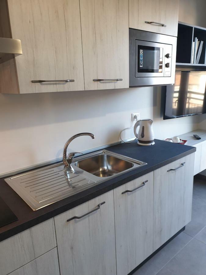 Sun Lake Apartments Дезенцано-дель-Гарда Екстер'єр фото